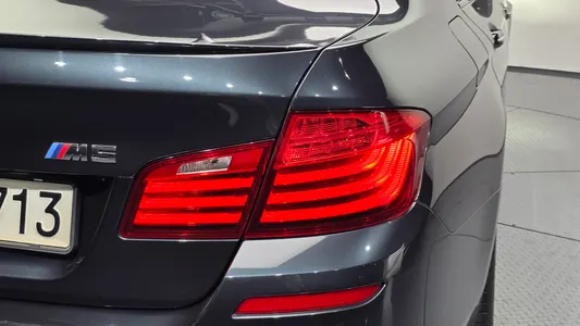 BMW M5 (F10) M5 2016 24