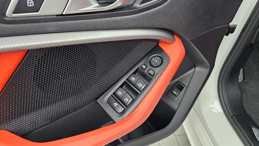 BMW 1 Series (F40) 120i M 2022 29
