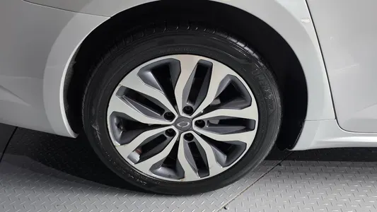 Renault Korea SM6 2.0 GDe LE 2016 5