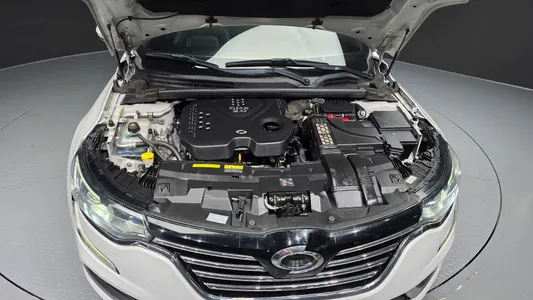Renault Korea SM6 2.0 GDe LE 2016 6