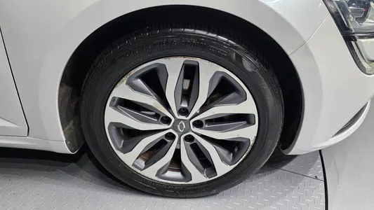 Renault Korea SM6 2.0 GDe LE 2016 21
