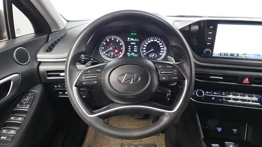 Hyundai (DN8) 2.0 LPG() 2021 13