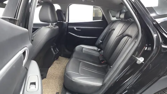 Hyundai (DN8) 2.0 LPG() 2021 26