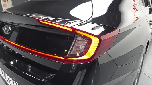 Hyundai (DN8) 2.0 LPG() 2021 23