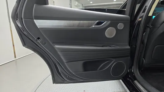 Genesis G80 (RG3) e-AWD 2022 25