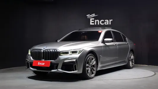 BMW 7 Series (G11) M760Li xDrive 2020