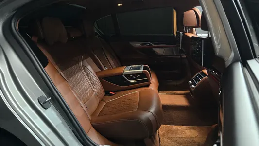 BMW 7 Series (G11) M760Li xDrive 2020 11