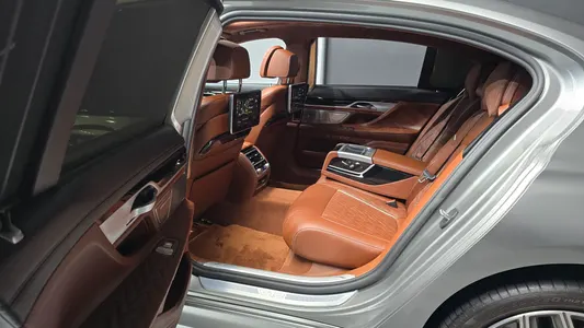 BMW 7 Series (G11) M760Li xDrive 2020 12