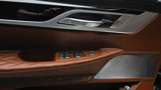 BMW 7 Series (G11) M760Li xDrive 2020 32