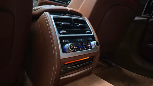 BMW 7 Series (G11) M760Li xDrive 2020 33