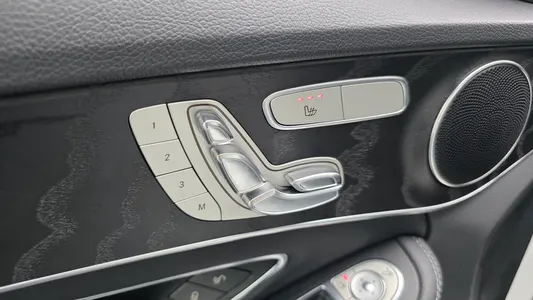 Mercedes-Benz C-Class W205 C220 d 4MATIC AMG Line 2019 19