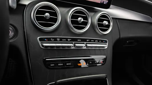 Mercedes-Benz C-Class W205 C220 d 4MATIC AMG Line 2019 18