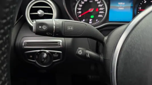 Mercedes-Benz C-Class W205 C220 d 4MATIC AMG Line 2019 28