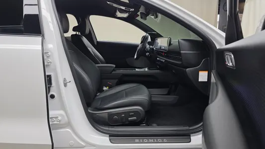 Hyundai Ioniq 6 AWD 2024 27