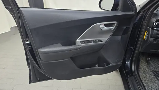 Kia 니로 1.6 HEV 2020 24
