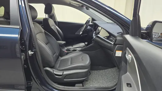 Kia 니로 1.6 HEV 2020 26
