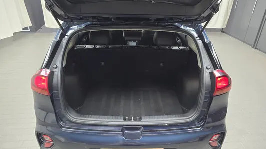 Kia 니로 1.6 HEV 2020 27