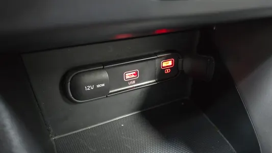 Kia 니로 1.6 HEV 2020 28