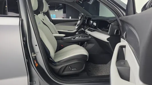 Renault Korea 그랑 콜레오스 1.5 E-TECH 2WD 2026 11