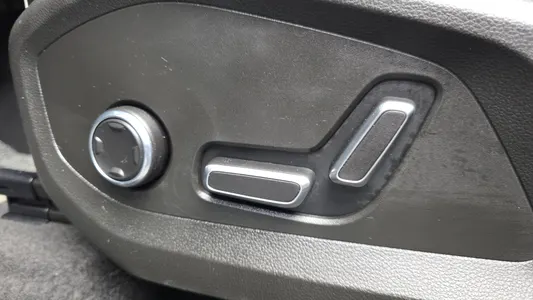Renault Korea 그랑 콜레오스 1.5 E-TECH 2WD 2026 32