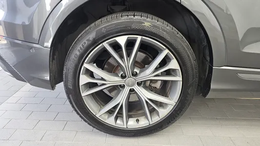 Audi Q8 (4M) 50 TDI 2020 5