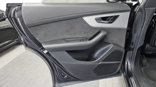 Audi Q8 (4M) 50 TDI 2020 25