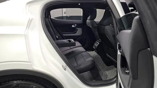 Polestar 2 2022 11