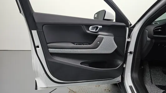 Polestar 2 2022 24