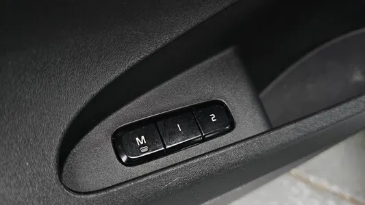 Polestar 2 2022 28