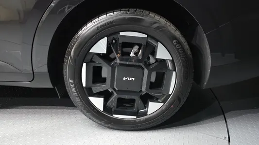 Kia 4 HEV 9 2024 5