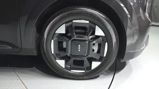 Kia 4 HEV 9 2024 22