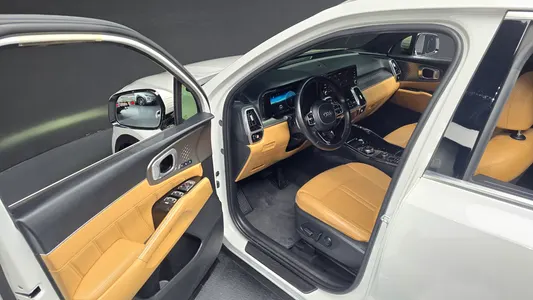 Kia 4 HEV 1.6 2WD 2020 11