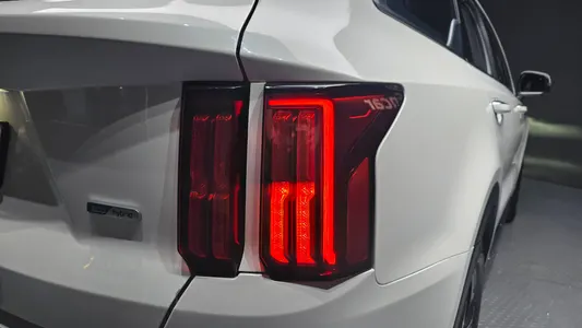 Kia 4 HEV 1.6 2WD 2020 23