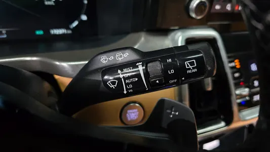 Kia 4 HEV 1.6 2WD 2020 32