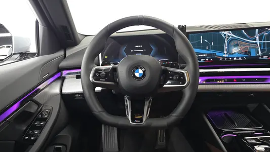 BMW 5 Series (G60) 530i xDrive M 2026 12