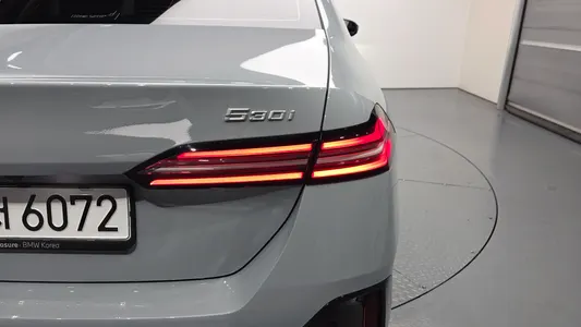 BMW 5 Series (G60) 530i xDrive M 2026 23
