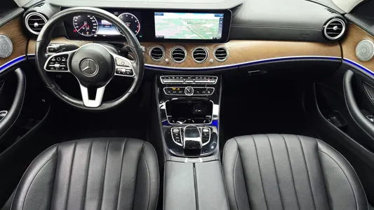 Mercedes-Benz E-Class W213 E300 4MATIC 2020 7