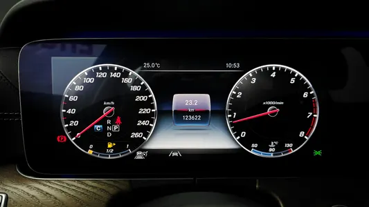 Mercedes-Benz E-Class W213 E300 4MATIC 2020 8