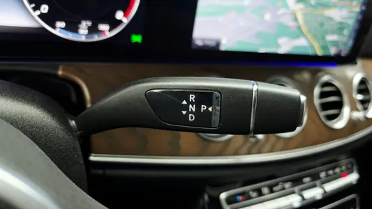 Mercedes-Benz E-Class W213 E300 4MATIC 2020 9