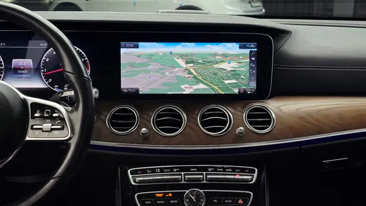 Mercedes-Benz E-Class W213 E300 4MATIC 2020 13