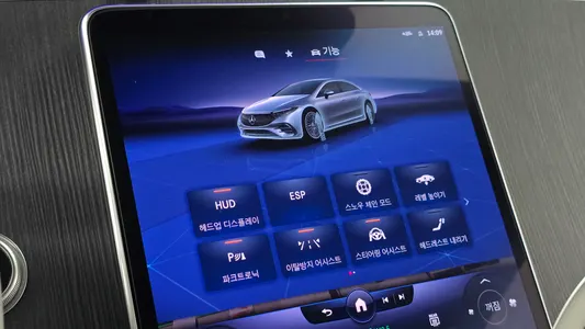 Mercedes-Benz EQS V297 EQS450+ AMG 2022 33
