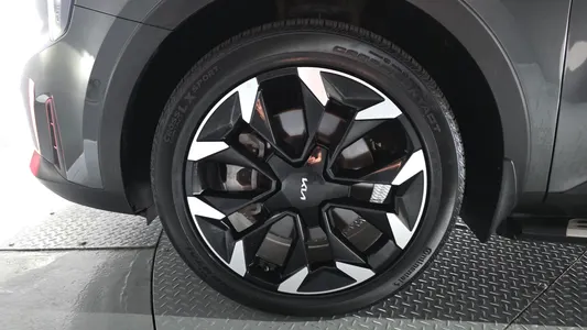 Kia 4 2.2 2WD 2023 5