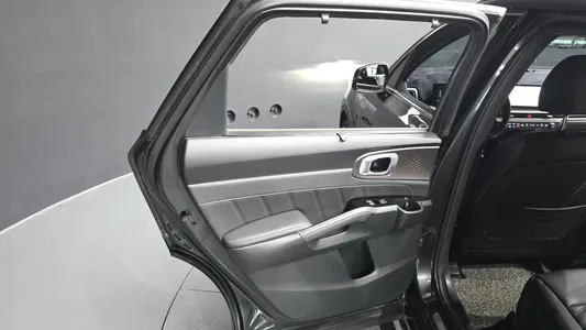 Kia 4 2.2 2WD 2023 26