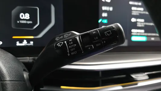 Kia 4 2.2 2WD 2023 42