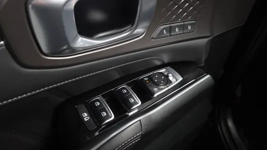 Kia 4 2.2 2WD 2023 41