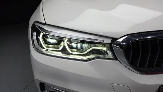 BMW 5 Series (G30) 520d 2019 22