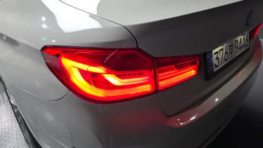 BMW 5 Series (G30) 520d 2019 23
