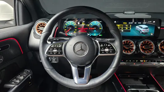 Mercedes-Benz EQB X243 EQB300 4MATIC 2023 13