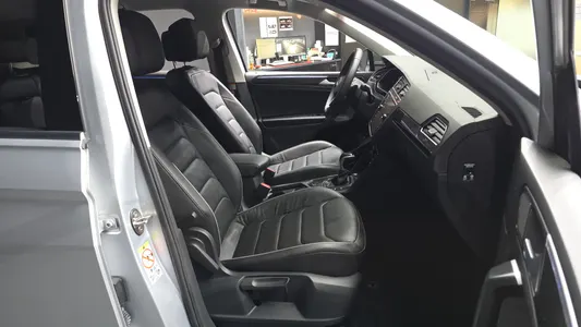 Volkswagen 2 2.0 TDI 2021 10