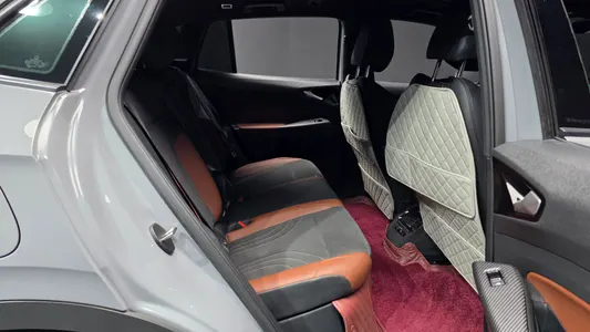 Volkswagen ID.4 2023 12